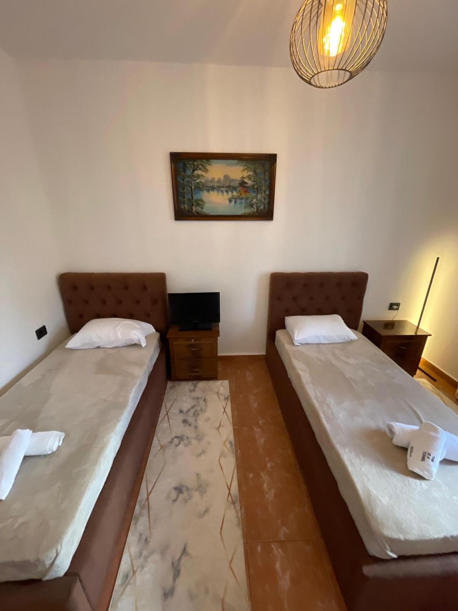 Pogradeci Lake Guest House Exterior photo
