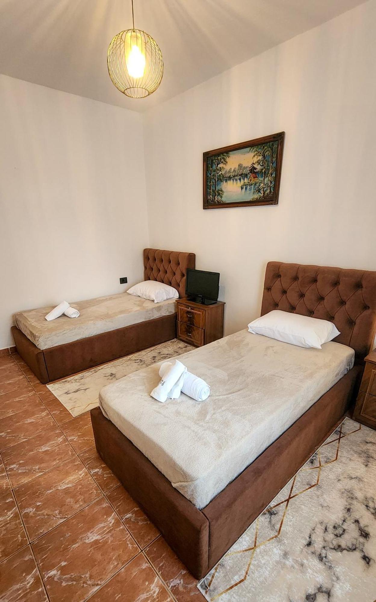 Pogradeci Lake Guest House Exterior photo